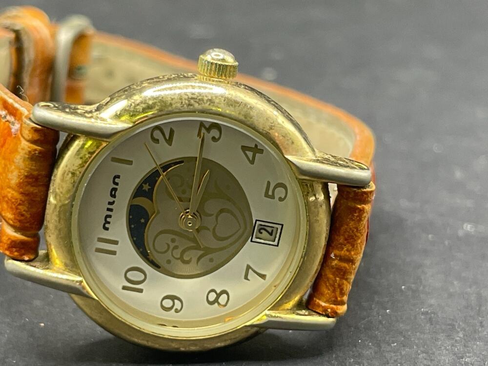 Vtg Milan Moon Phase Watch Women Gold Tone Date Heart Dial Brown Band 25mm